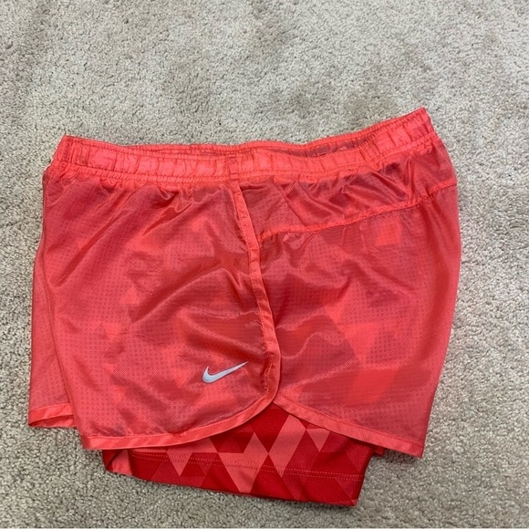NIKE Dri-Fit Pink Women's Shorts Cycling Running S NWOT - Picture 3 of 13